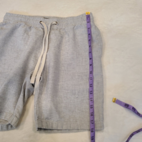 J.crew  stadium shorts for men - Picture 4 of 7